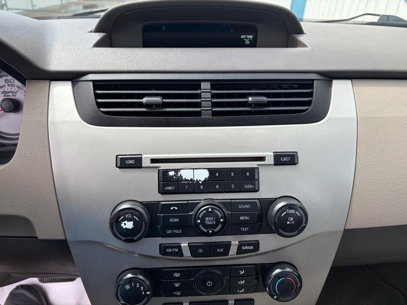 Ford Focus S Sedan 2010