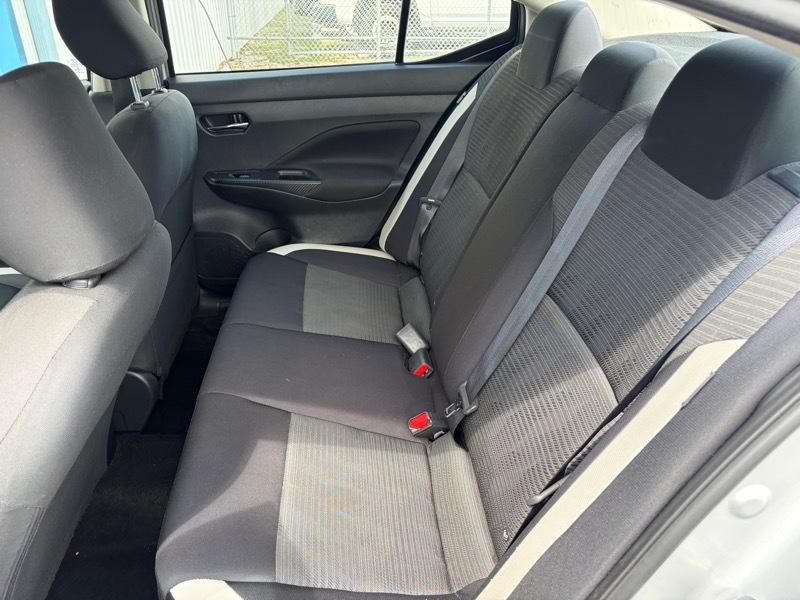 Nissan Versa SV 2021