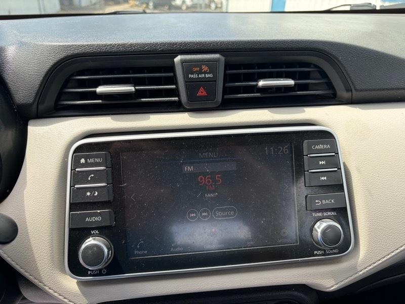 Nissan Versa SV 2021