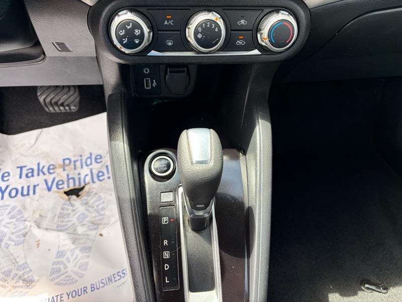 Nissan Versa SV 2021