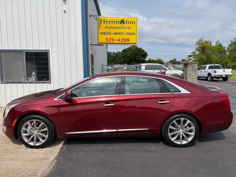 Cadillac XTS Luxury AWD 2016