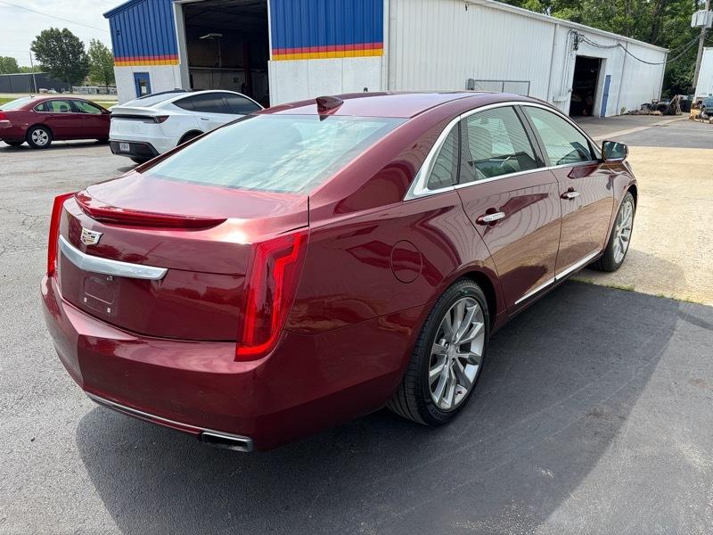 Cadillac XTS Luxury AWD 2016