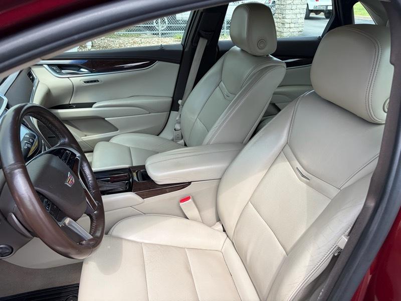 Cadillac XTS Luxury AWD 2016