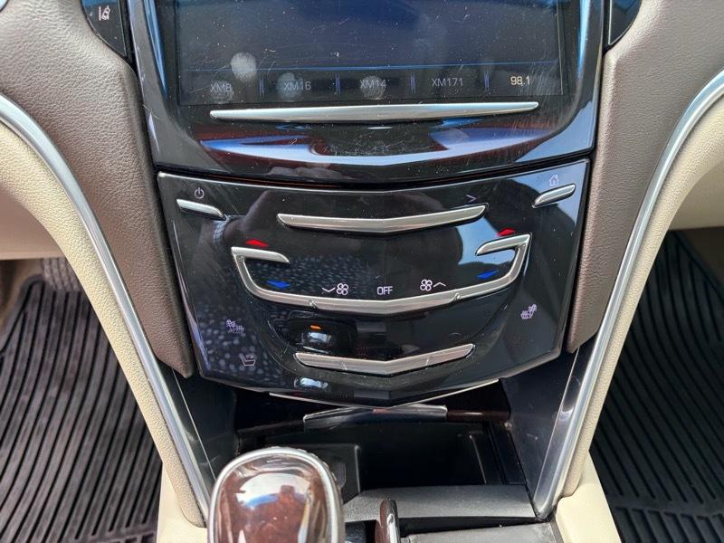 Cadillac XTS Luxury AWD 2016
