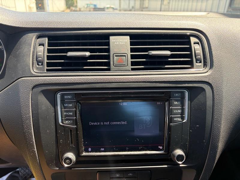 Volkswagen Jetta 1.4T S w/Technology 6A 2016