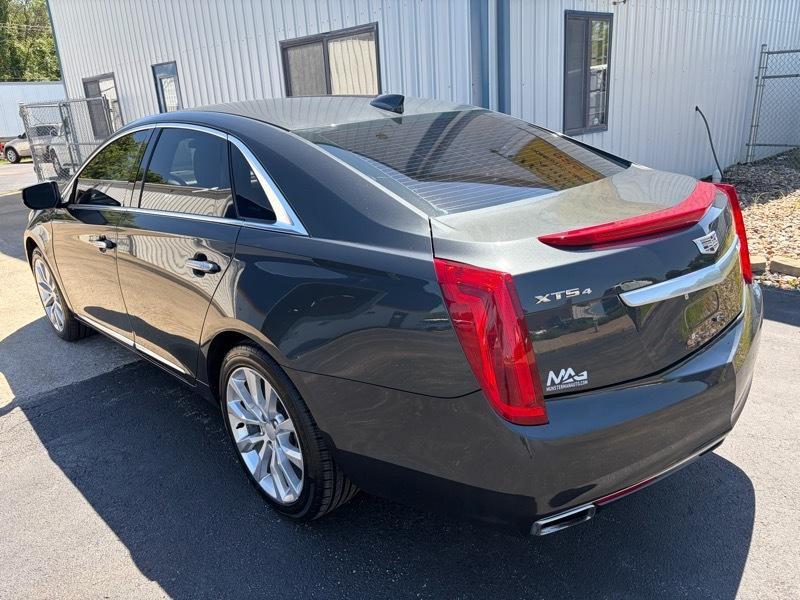 Cadillac XTS Luxury AWD 2016