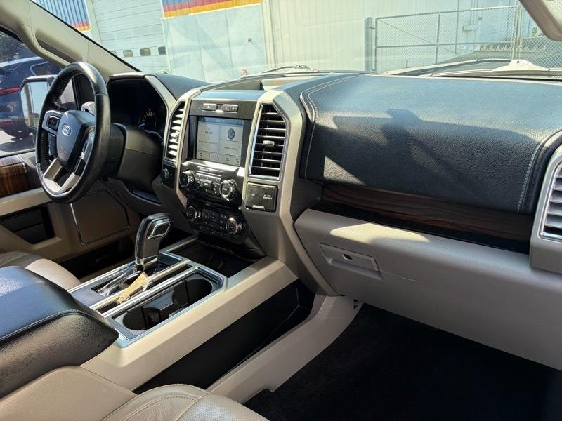 Ford F-150 Lariat SuperCrew 4WD 2016