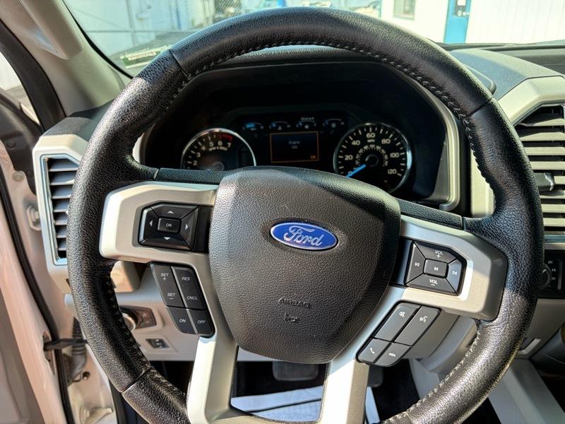 Ford F-150 Lariat SuperCrew 4WD 2016