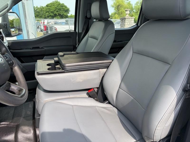 Ford F-250 SD XL Crew Cab 4WD 2024