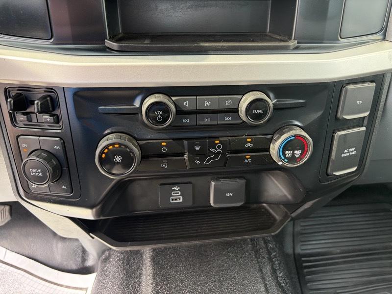 Ford F-250 SD XL Crew Cab 4WD 2024