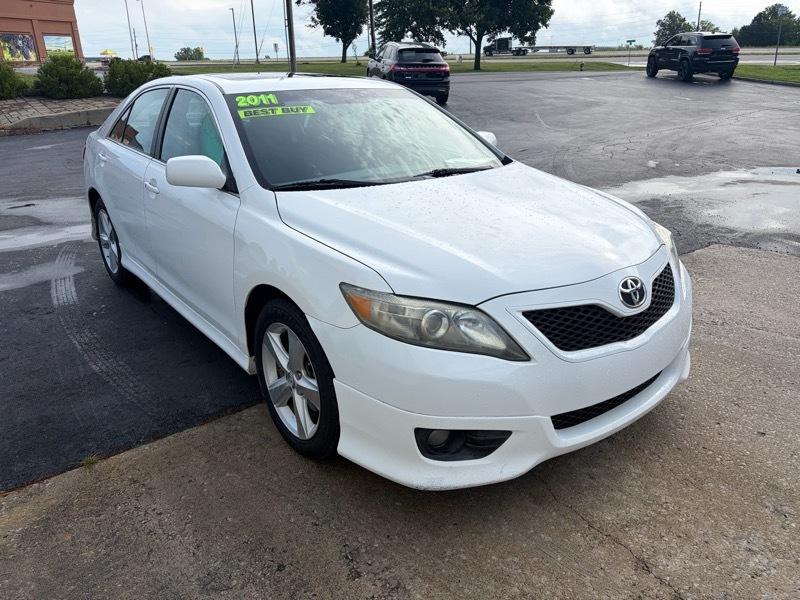 Toyota Camry 4dr Sedan Auto 2011