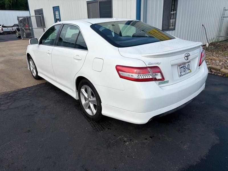 Toyota Camry 4dr Sedan Auto 2011
