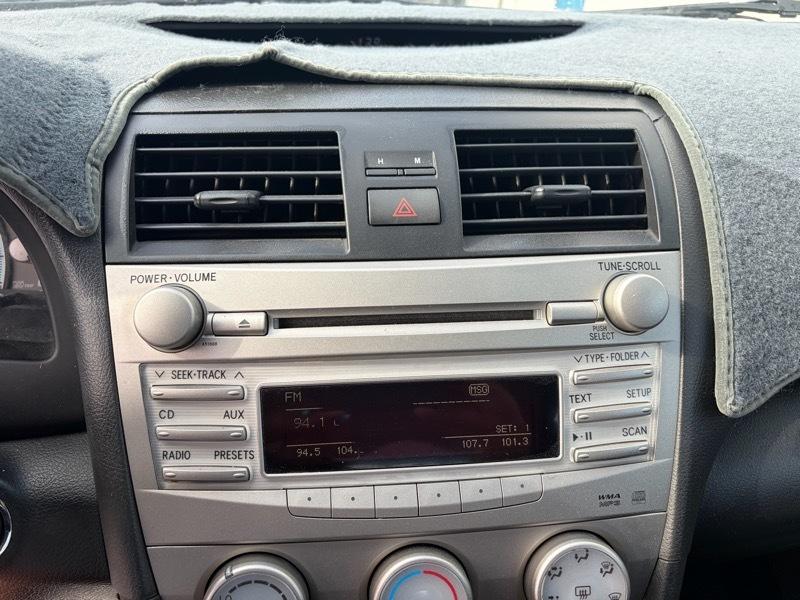 Toyota Camry 4dr Sedan Auto 2011