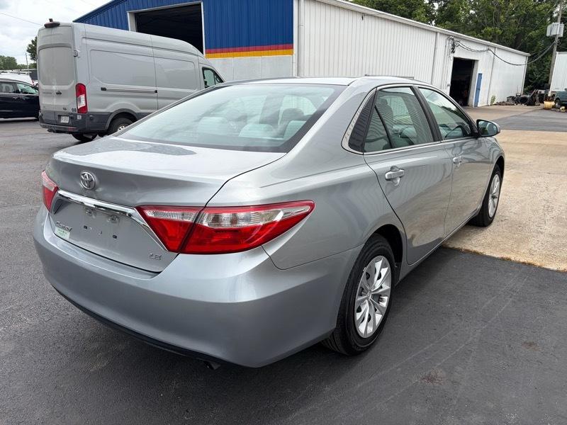 Toyota Camry SE 2015