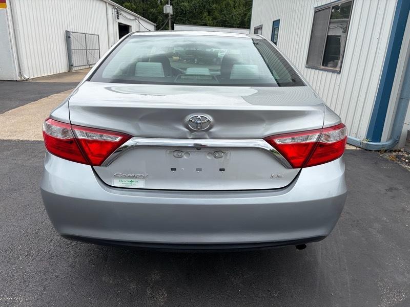 Toyota Camry SE 2015