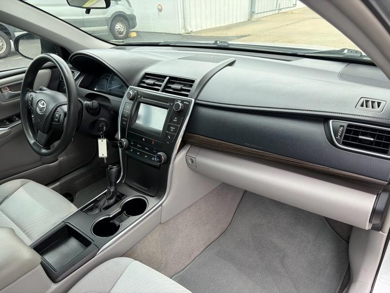 Toyota Camry SE 2015