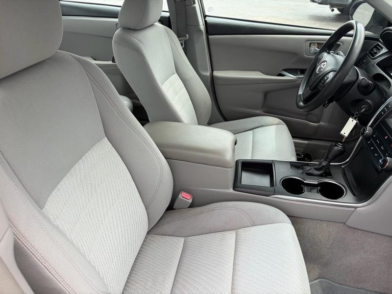 Toyota Camry SE 2015