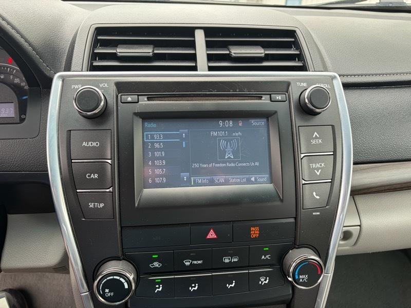 Toyota Camry SE 2015