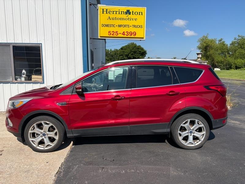 Ford Escape Titanium 4WD 2019