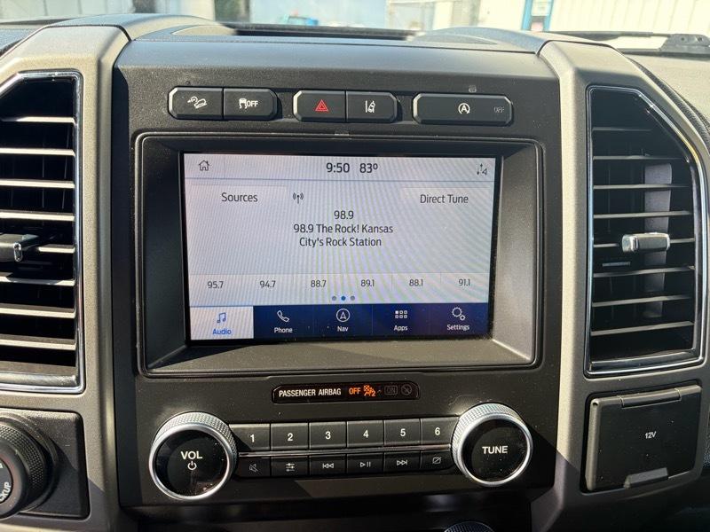 Ford Expedition XLT 4WD 2021