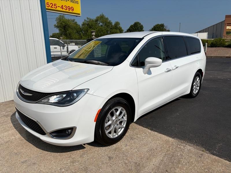 Chrysler Pacifica Touring Plus 2020