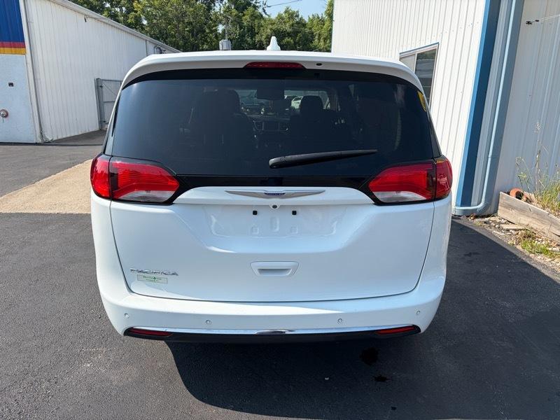 Chrysler Pacifica Touring Plus 2020