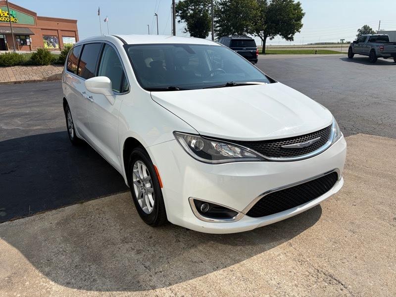 Chrysler Pacifica Touring Plus 2020