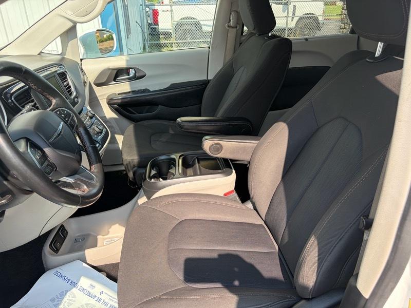 Chrysler Pacifica Touring Plus 2020