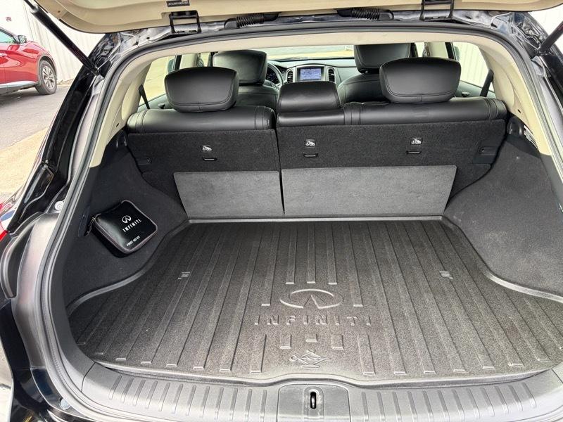 Infiniti QX50 Base AWD 2016