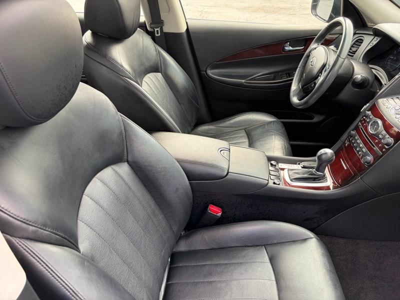 Infiniti QX50 Base AWD 2016