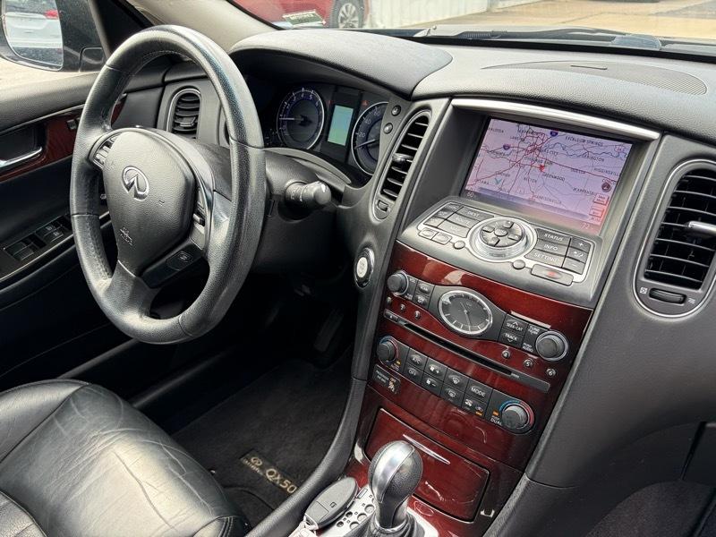 Infiniti QX50 Base AWD 2016