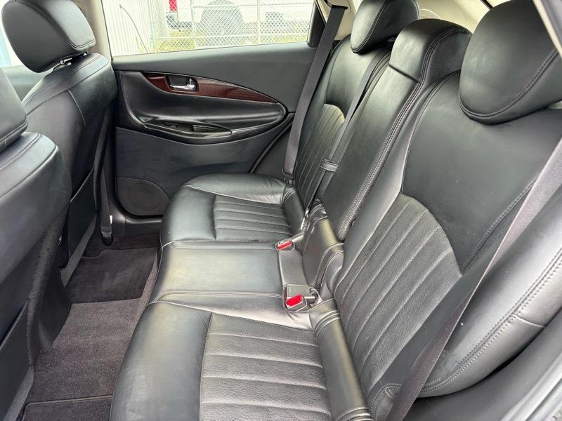 Infiniti QX50 Base AWD 2016