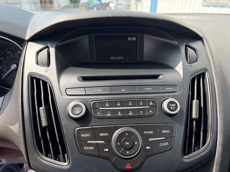 Ford Focus S Sedan 2016