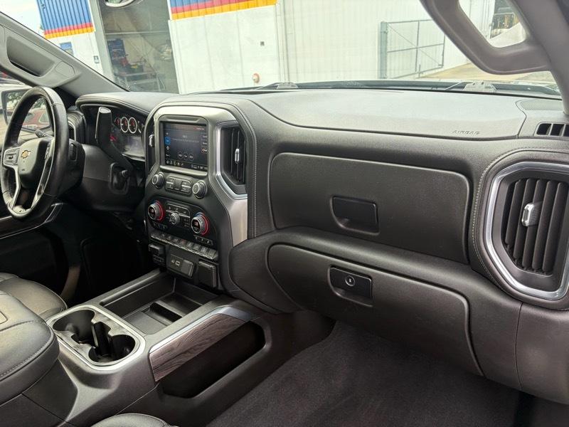 Chevrolet Silverado 1500 LTZ Crew Cab 4WD 2021