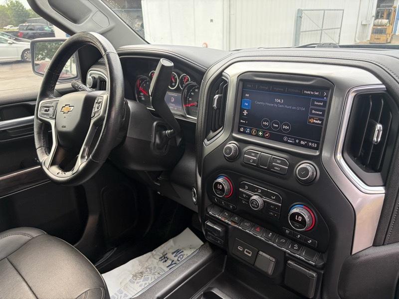 Chevrolet Silverado 1500 LTZ Crew Cab 4WD 2021
