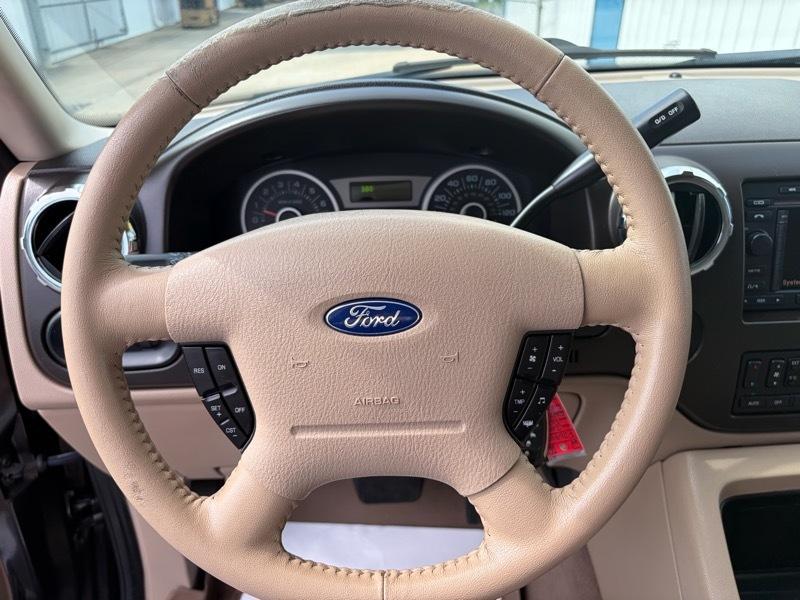 Ford Expedition Eddie Bauer 4WD 2005