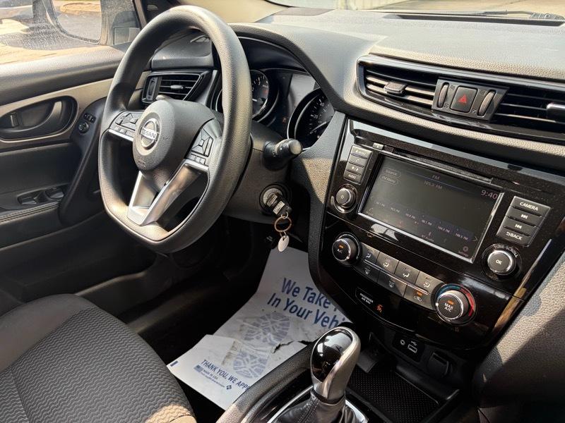 Nissan Rogue Sport S 2019