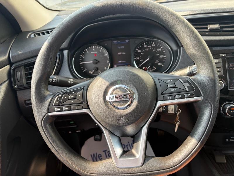 Nissan Rogue Sport S 2019