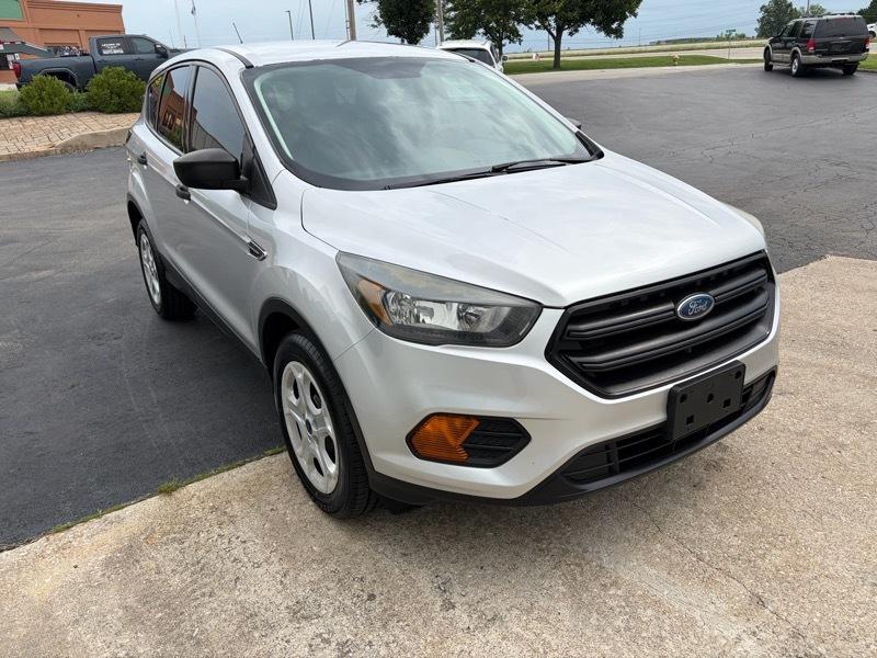Ford Escape S FWD 2018