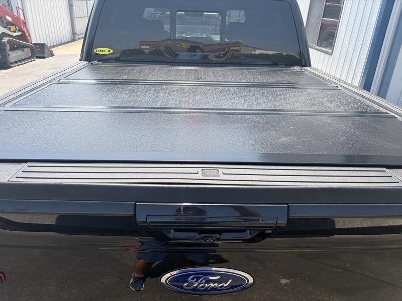 Ford F-150 Lariat SuperCrew 4WD 2017