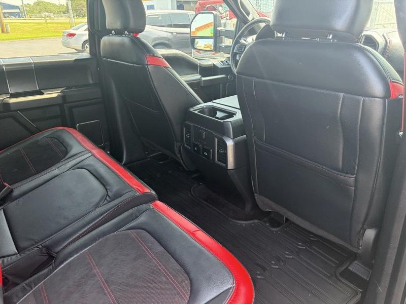 Ford F-150 Lariat SuperCrew 4WD 2017