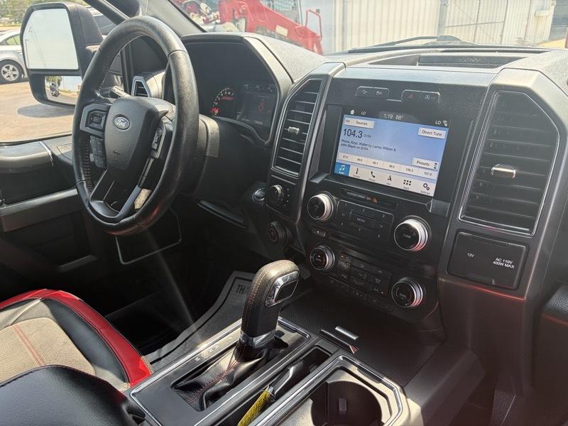 Ford F-150 Lariat SuperCrew 4WD 2017
