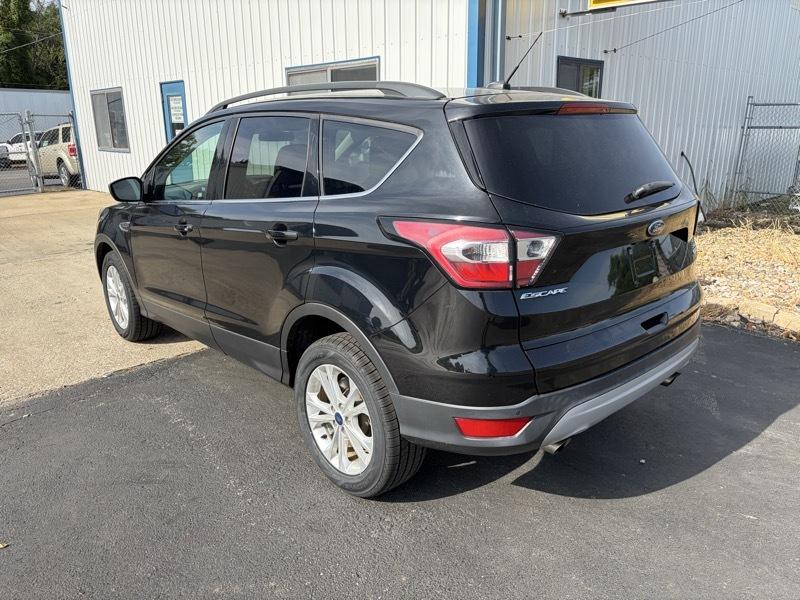 Ford Escape SE FWD 2017