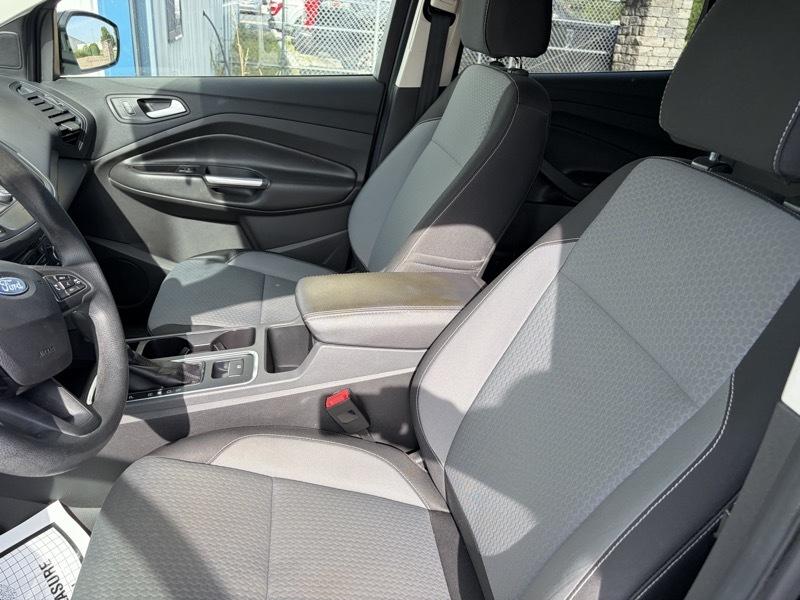 Ford Escape SE FWD 2017