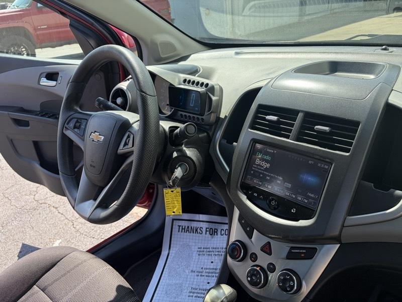Chevrolet Sonic LT Auto Sedan 2015