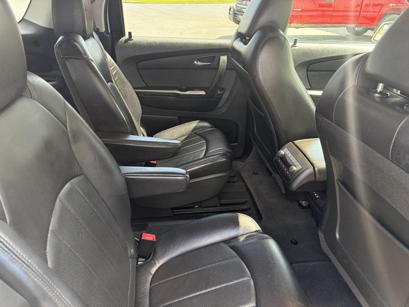 GMC Acadia Denali AWD 2012