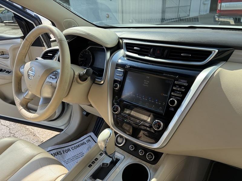 Nissan Murano SV AWD 2015