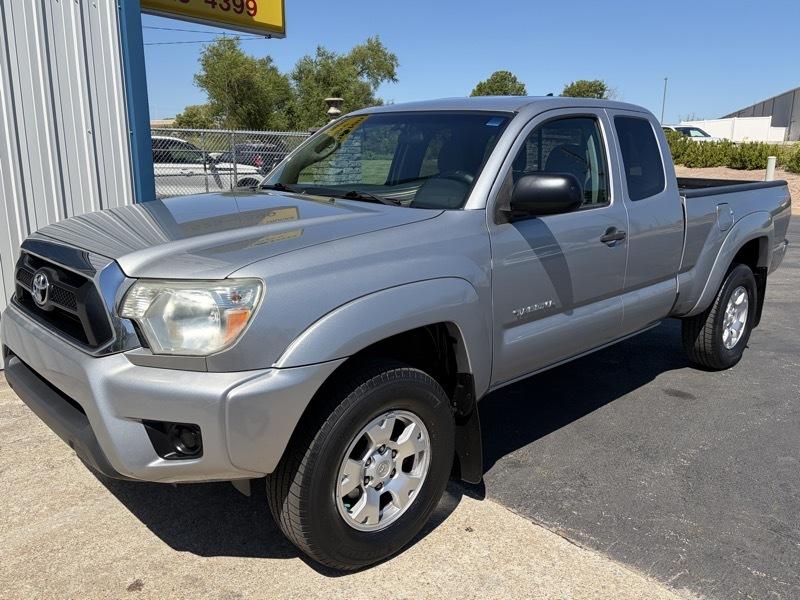 Toyota Tacoma PreRunner Access Cab I4 4AT 2WD 2014