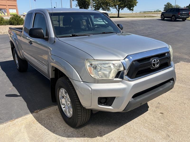 Toyota Tacoma PreRunner Access Cab I4 4AT 2WD 2014