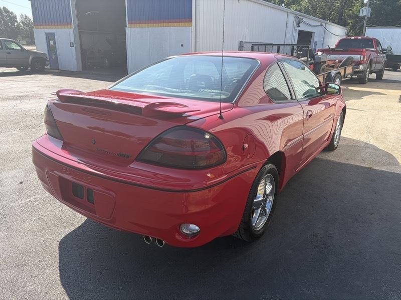 Pontiac Grand Am GT1 coupe 2001